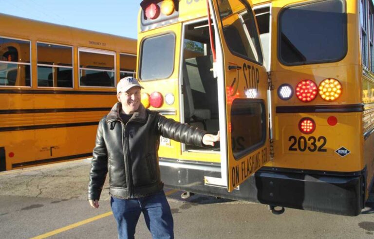 School Buses | Our Fleet | Cardinal Buses